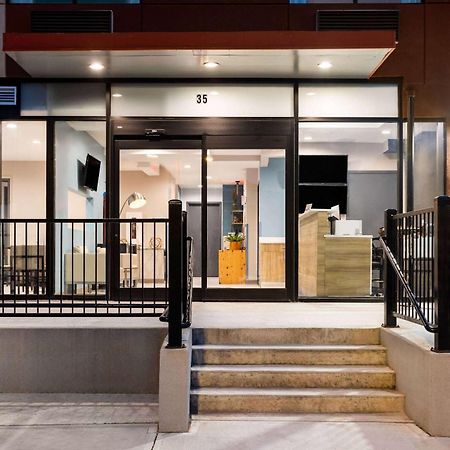 ניו יורק Days Inn By Wyndham Staten Island מראה חיצוני תמונה