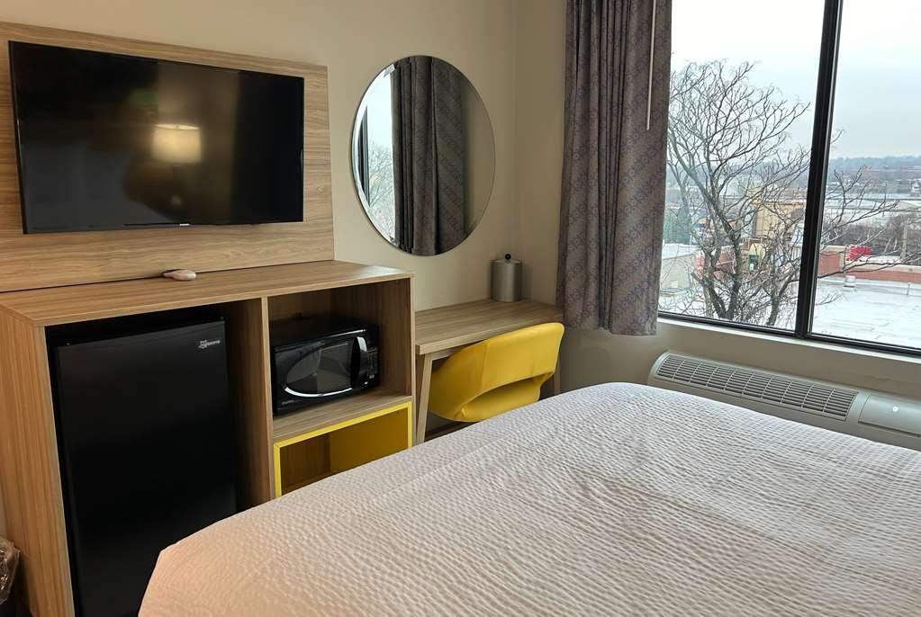 ניו יורק Days Inn By Wyndham Staten Island חדר תמונה