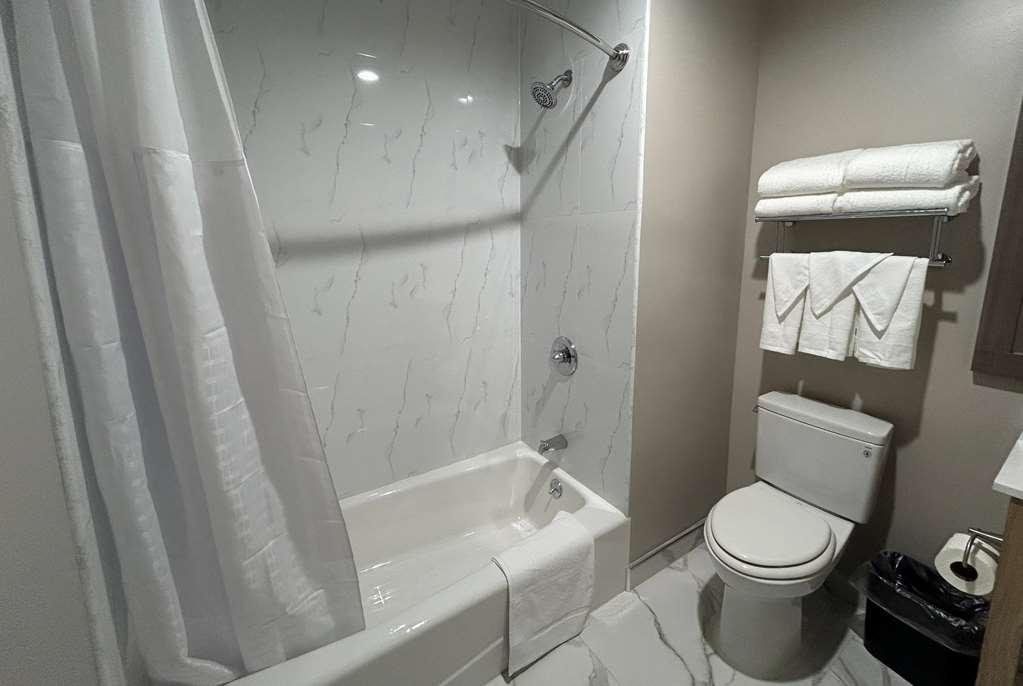 ניו יורק Days Inn By Wyndham Staten Island חדר תמונה
